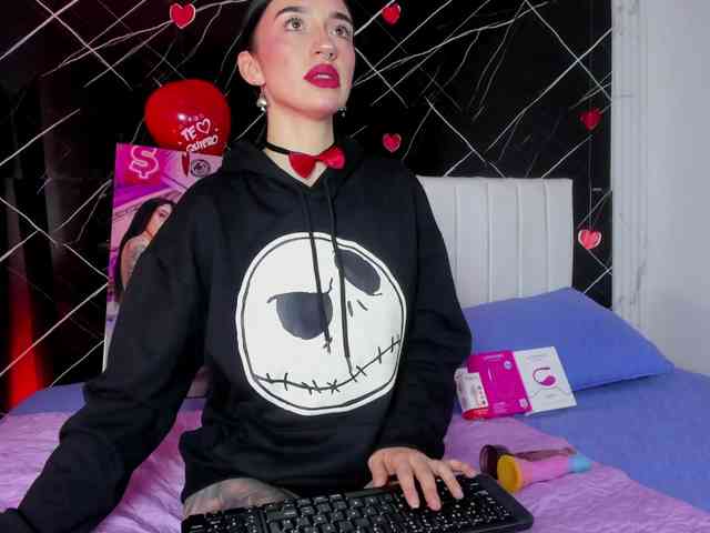 candy-leila Live Webcam on BongaCams