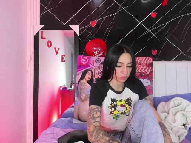 candy-leila Live Webcam on BongaCams