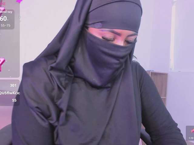 Wife-jasmine's BongaCams show and profile