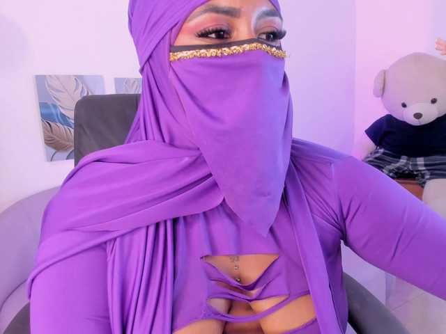 Wife-jasmine's BongaCams show and profile