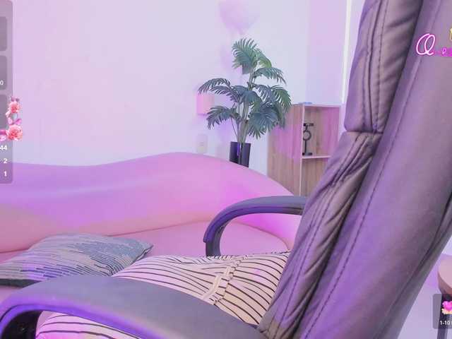 Wife-jasmine's BongaCams show and profile