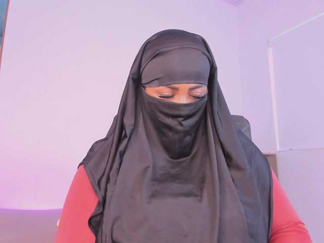 Wife-jasmine's BongaCams show and profile