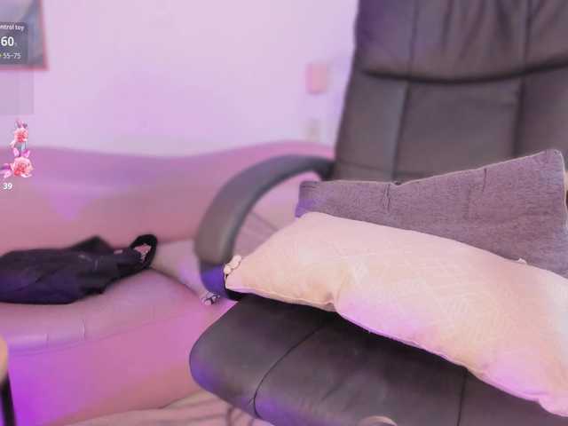 Wife-jasmine's BongaCams show and profile