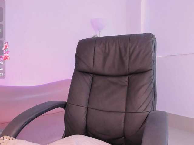 Wife-jasmine's BongaCams show and profile