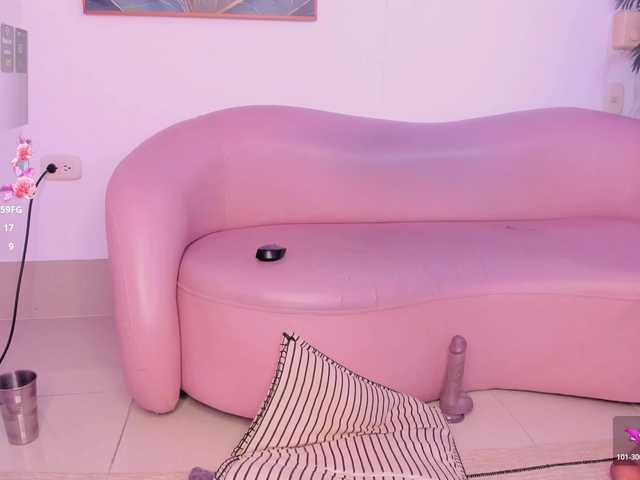 Wife-jasmine Live Cam on BongaCams