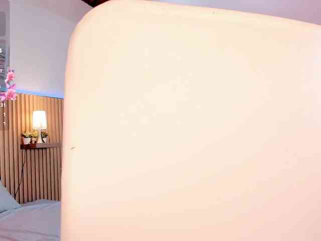 Wife-jasmine webcam