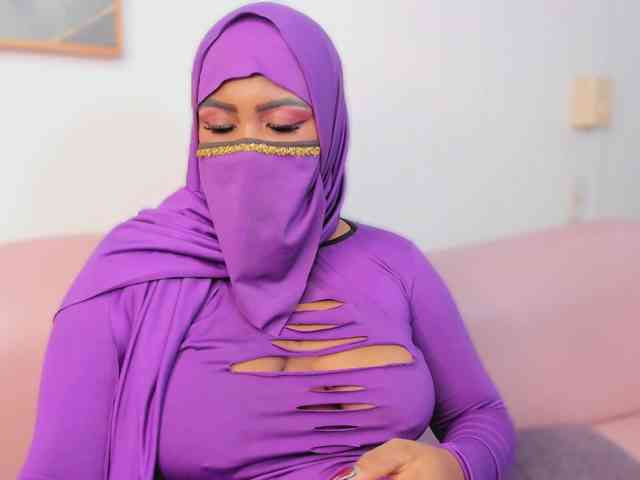 Wife-jasmine Live Webcam on BongaCams