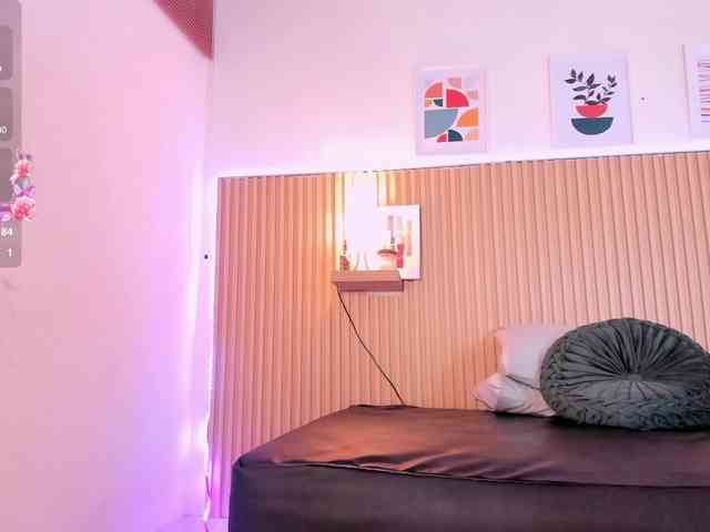 Wife-jasmine webcam