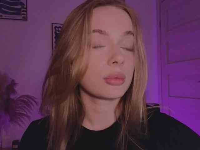 mayshy webcam