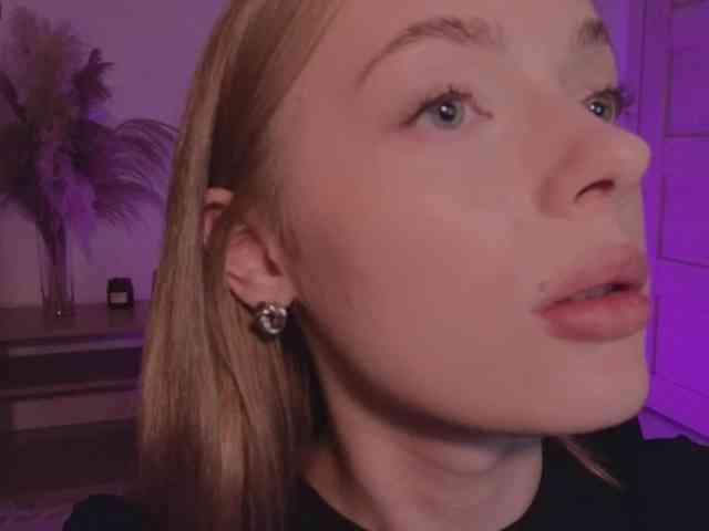 mayshy webcam