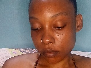 Hennesy-Camila Porn Show