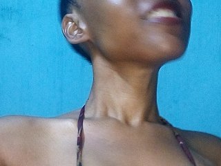 Hennesy-Camila Porn Show