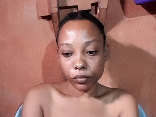 Hennesy-Camila Porn Show