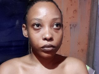 Hennesy-Camila Porn Show