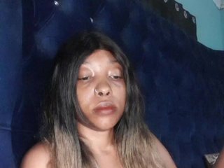 Hennesy-Camila Porn Show