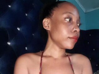 Hennesy-Camila Porn Show