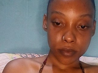 Hennesy-Camila Porn Show