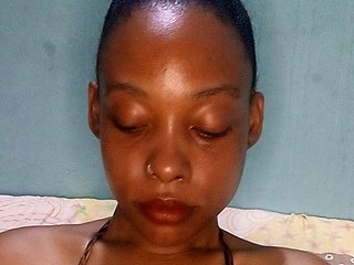 Hennesy-Camila Porn Show