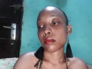 Hennesy-Camila Porn Show