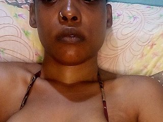 Hennesy-Camila Porn Show