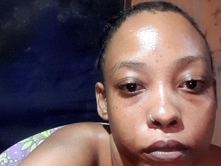 Hennesy-Camila Porn Show