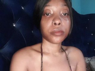 Hennesy-Camila Porn Show