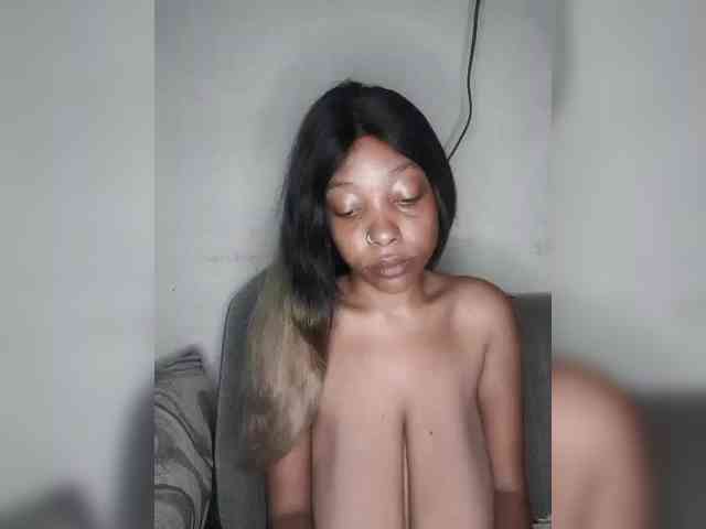 Hennesy-Camila webcam