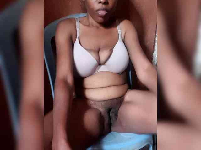 Hennesy-Camila webcam