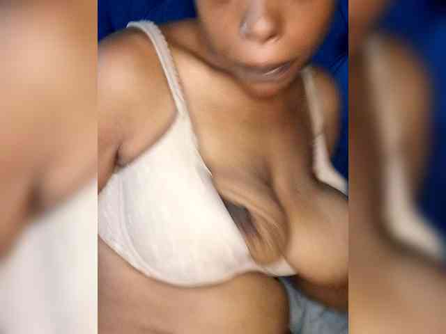 Hennesy-Camila webcam