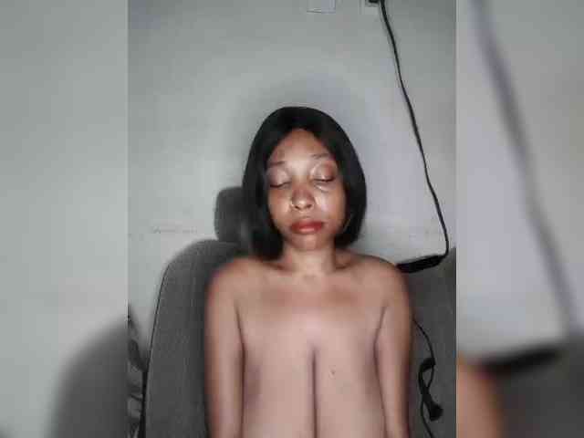 Hennesy-Camila webcam