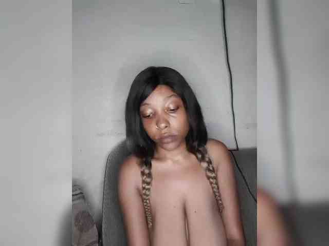 Hennesy-Camila webcam