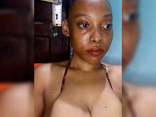 Hennesy-Camila Hennesy-Camila