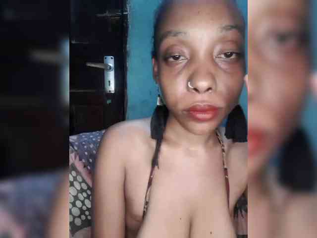 Hennesy-Camila webcam