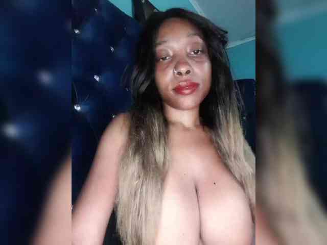 Hennesy-Camila webcam