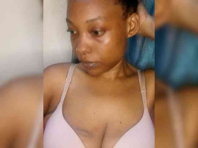 Hennesy-Camila webcam