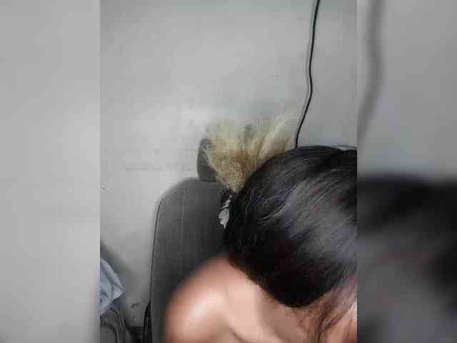 Hennesy-Camila webcam