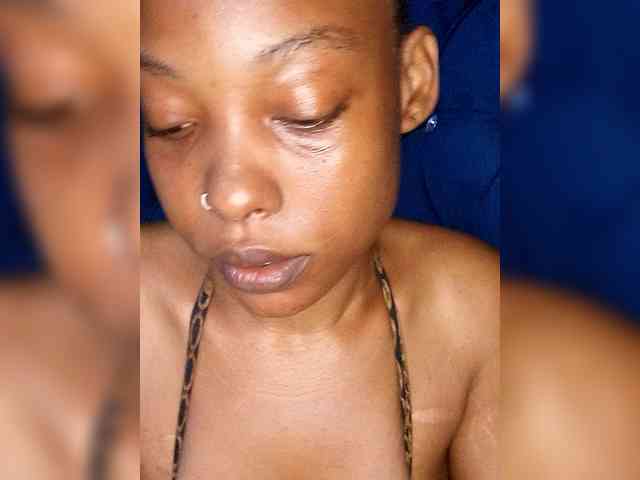 Hennesy-Camila Hennesy-Camila