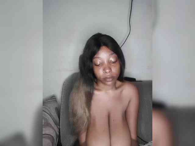 Hennesy-Camila webcam