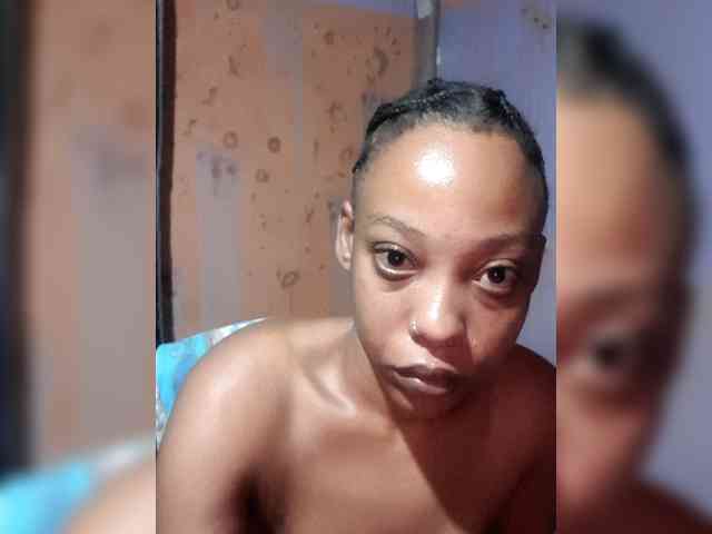 Hennesy-Camila webcam