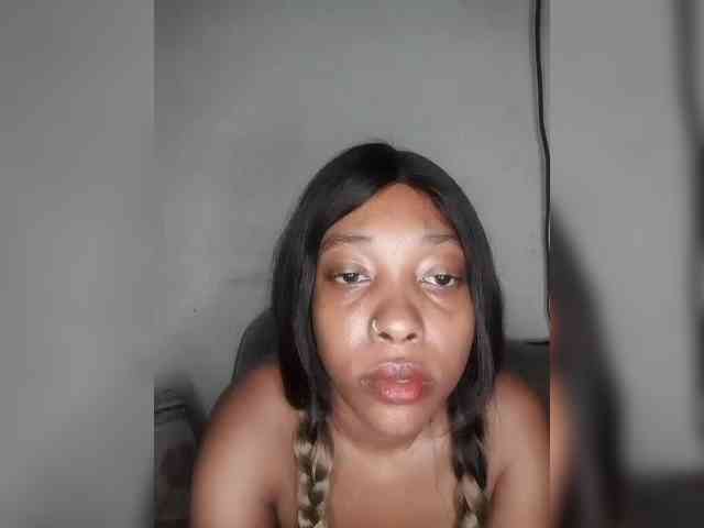 Hennesy-Camila webcam