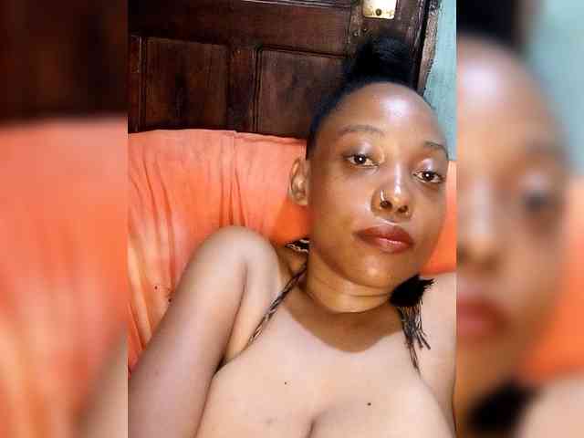 Hennesy-Camila Hennesy-Camila