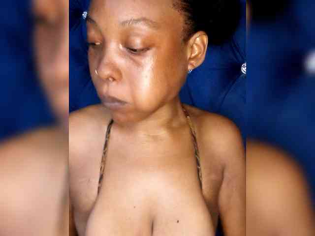 Hennesy-Camila Hennesy-Camila