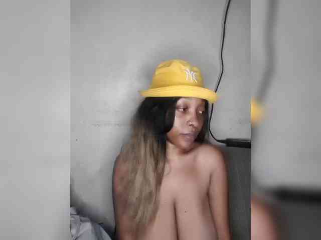 Hennesy-Camila webcam