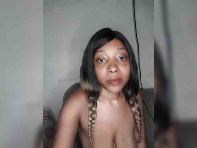 Hennesy-Camila webcam