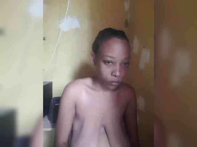 Hennesy-Camila Hennesy-Camila