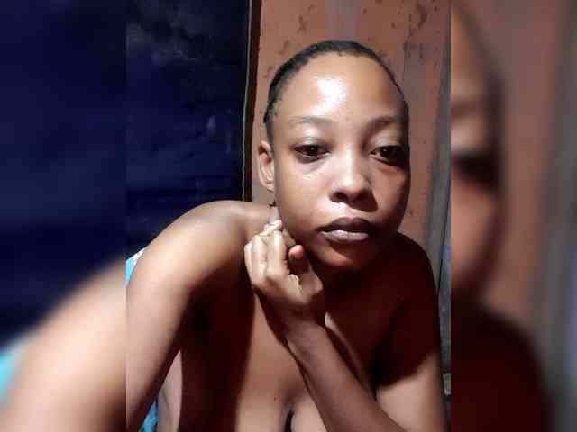 Hennesy-Camila webcam