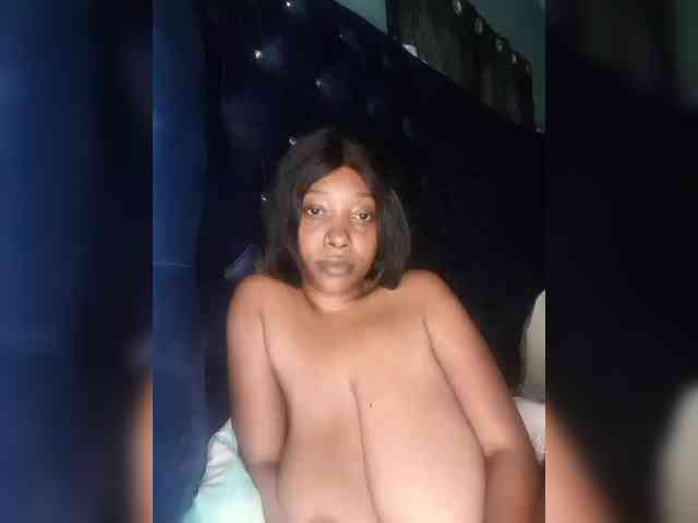 Hennesy-Camila webcam
