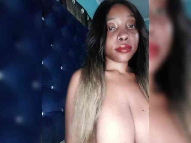Hennesy-Camila webcam