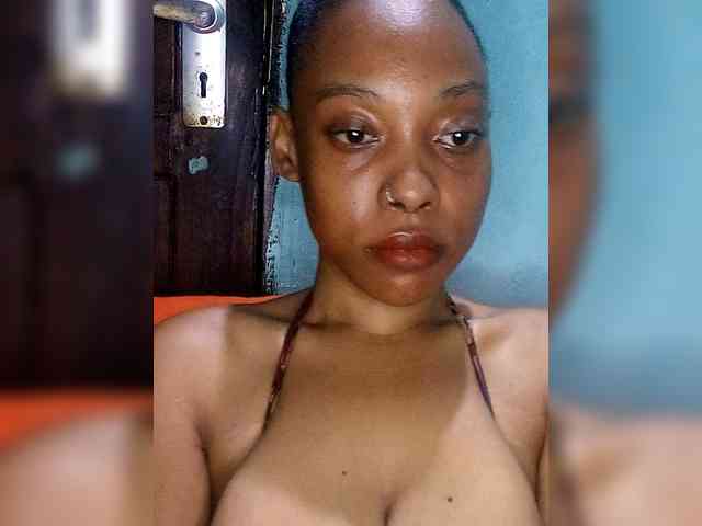 Hennesy-Camila Hennesy-Camila