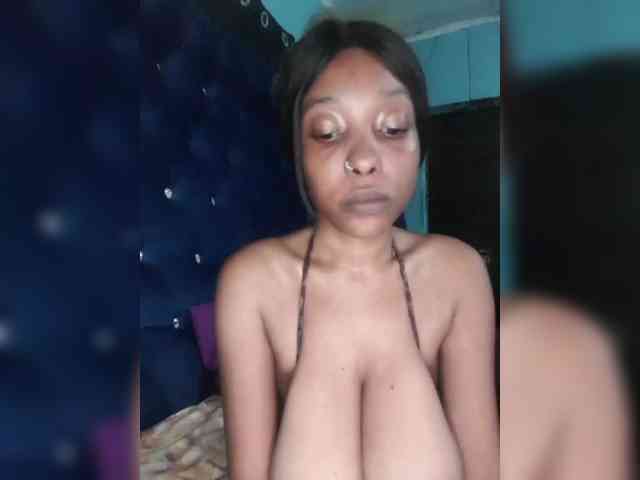 Hennesy-Camila webcam